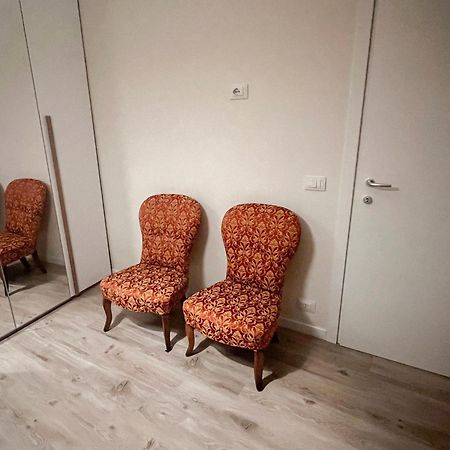 Appartamento Anna - Comfort E Stile In Centro Storico 이몰라 외부 사진
